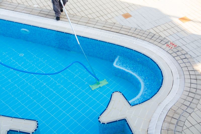 Independent Pool Technicians